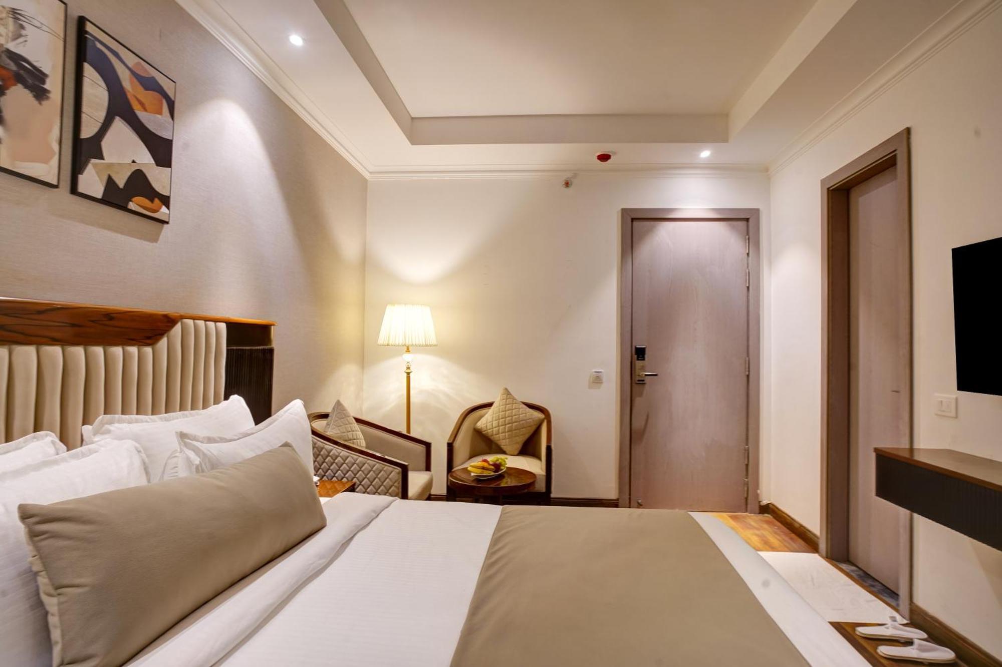 Iva Premium Delhi Airport With Airport Drop Hotel New Delhi Luaran gambar