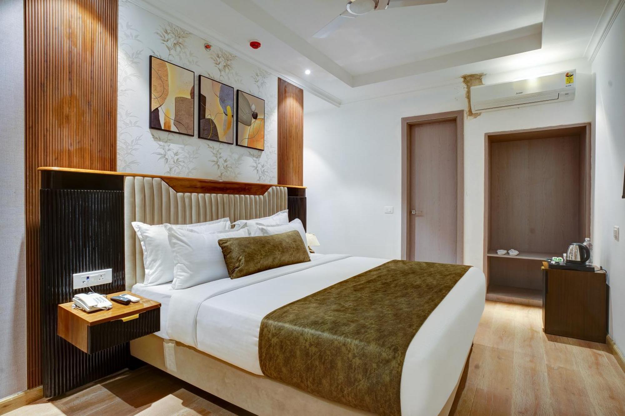 Iva Premium Delhi Airport With Airport Drop Hotel New Delhi Luaran gambar